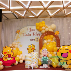 trang trí si nhật bé trai chủ đề woobee