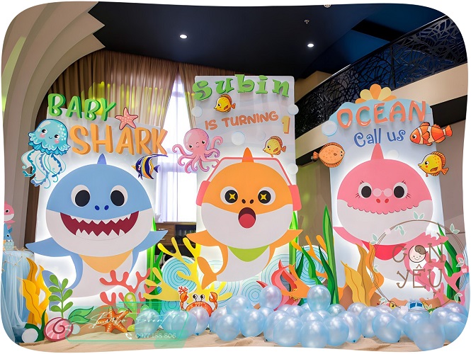 trang trí tiệc sinh nhật bé trai chủ đề baby shark