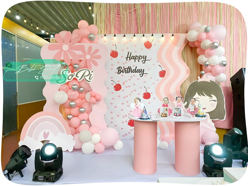 mẫu backdrop trang trí sinh nhật bé gái