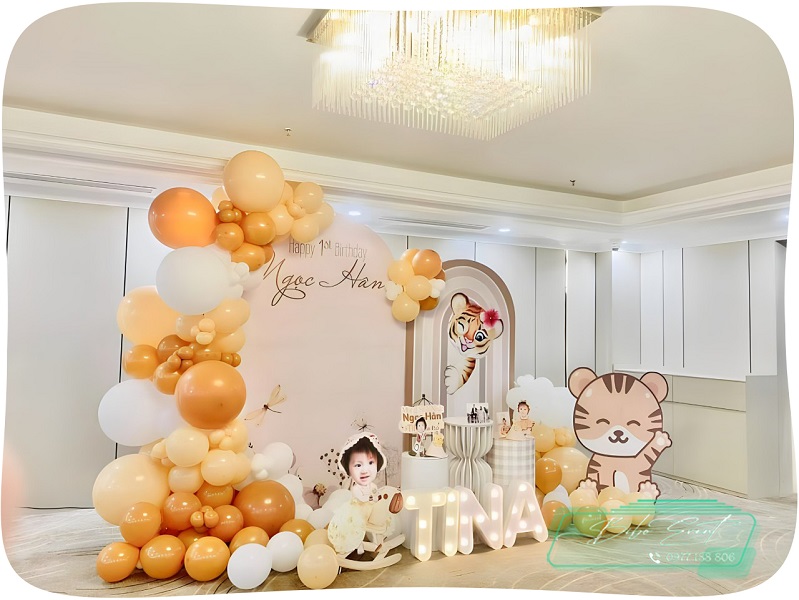 trang trí sinh nhật cho bé gái tại nhà hàng