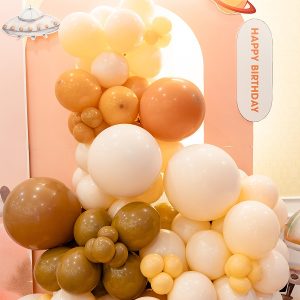 trang trí sinh nhật 1 tuổi chủ đề phi hành gia