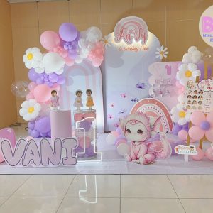 trang trí thôi nôi bé gái tuổi rồng tại nhà hàng