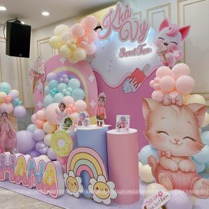 decortrang trí tiệc sinh nhật bé khả vy chủ đề Ice Cream
