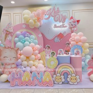 trang trí sinh nhật bé khả vy chủ đề Ice Cream