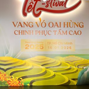 trang trí tiệc cuối năm